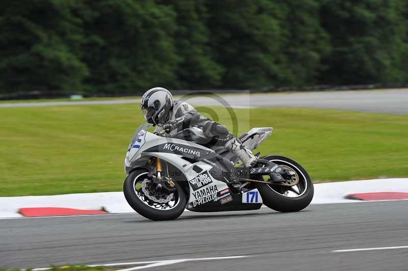 enduro digital images;event digital images;eventdigitalimages;no limits trackdays;oulton no limits trackday;oulton park cheshire;oulton trackday photographs;peter wileman photography;racing digital images;trackday digital images;trackday photos