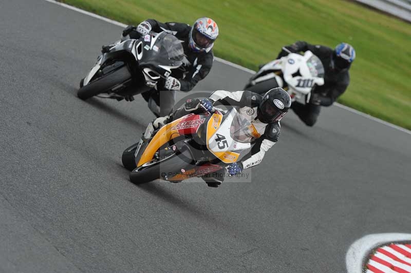enduro digital images;event digital images;eventdigitalimages;no limits trackdays;oulton no limits trackday;oulton park cheshire;oulton trackday photographs;peter wileman photography;racing digital images;trackday digital images;trackday photos
