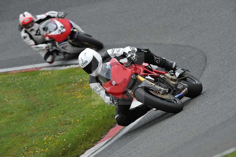 enduro digital images;event digital images;eventdigitalimages;no limits trackdays;oulton no limits trackday;oulton park cheshire;oulton trackday photographs;peter wileman photography;racing digital images;trackday digital images;trackday photos