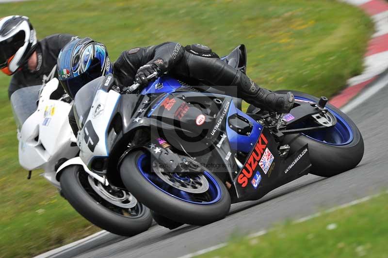 enduro digital images;event digital images;eventdigitalimages;no limits trackdays;oulton no limits trackday;oulton park cheshire;oulton trackday photographs;peter wileman photography;racing digital images;trackday digital images;trackday photos