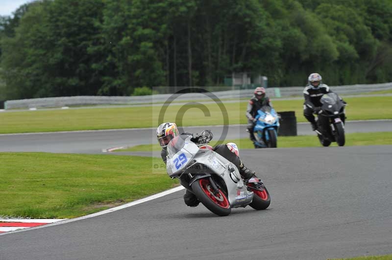 enduro digital images;event digital images;eventdigitalimages;no limits trackdays;oulton no limits trackday;oulton park cheshire;oulton trackday photographs;peter wileman photography;racing digital images;trackday digital images;trackday photos