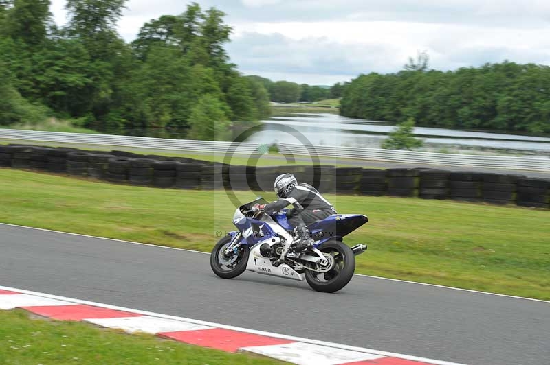 enduro digital images;event digital images;eventdigitalimages;no limits trackdays;oulton no limits trackday;oulton park cheshire;oulton trackday photographs;peter wileman photography;racing digital images;trackday digital images;trackday photos