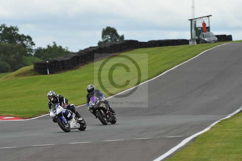 enduro digital images;event digital images;eventdigitalimages;no limits trackdays;oulton no limits trackday;oulton park cheshire;oulton trackday photographs;peter wileman photography;racing digital images;trackday digital images;trackday photos