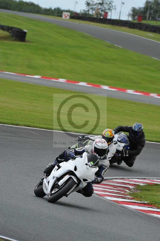 enduro digital images;event digital images;eventdigitalimages;no limits trackdays;oulton no limits trackday;oulton park cheshire;oulton trackday photographs;peter wileman photography;racing digital images;trackday digital images;trackday photos