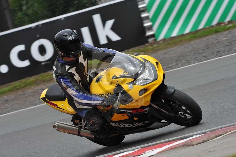 enduro digital images;event digital images;eventdigitalimages;no limits trackdays;oulton no limits trackday;oulton park cheshire;oulton trackday photographs;peter wileman photography;racing digital images;trackday digital images;trackday photos