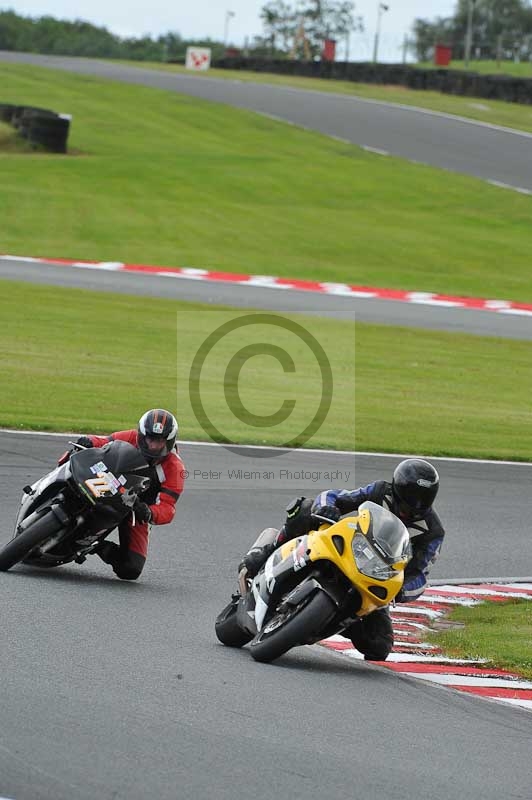 enduro digital images;event digital images;eventdigitalimages;no limits trackdays;oulton no limits trackday;oulton park cheshire;oulton trackday photographs;peter wileman photography;racing digital images;trackday digital images;trackday photos