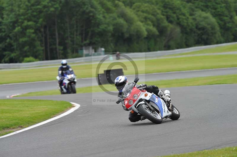 enduro digital images;event digital images;eventdigitalimages;no limits trackdays;oulton no limits trackday;oulton park cheshire;oulton trackday photographs;peter wileman photography;racing digital images;trackday digital images;trackday photos