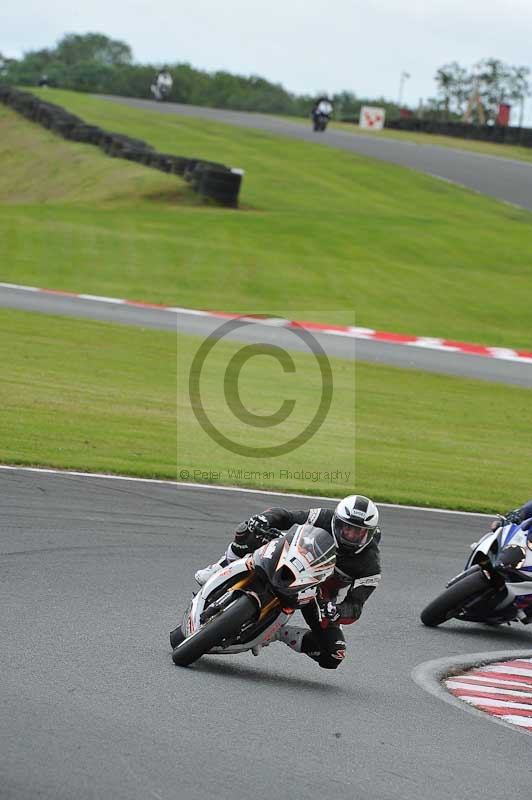 enduro digital images;event digital images;eventdigitalimages;no limits trackdays;oulton no limits trackday;oulton park cheshire;oulton trackday photographs;peter wileman photography;racing digital images;trackday digital images;trackday photos