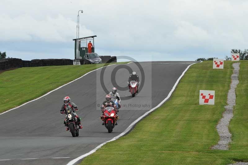 enduro digital images;event digital images;eventdigitalimages;no limits trackdays;oulton no limits trackday;oulton park cheshire;oulton trackday photographs;peter wileman photography;racing digital images;trackday digital images;trackday photos