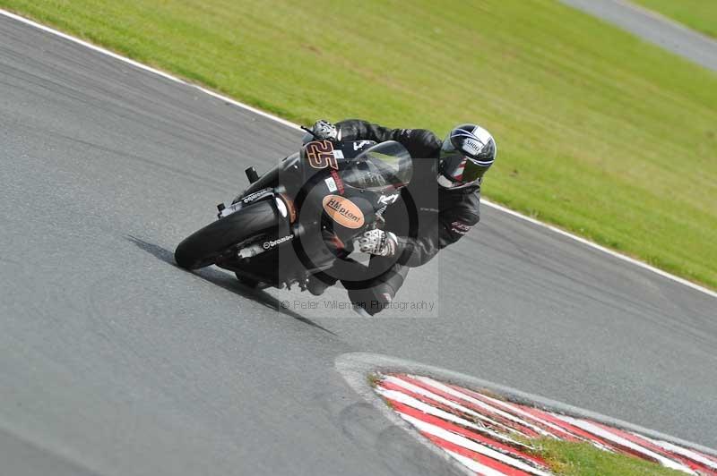 enduro digital images;event digital images;eventdigitalimages;no limits trackdays;oulton no limits trackday;oulton park cheshire;oulton trackday photographs;peter wileman photography;racing digital images;trackday digital images;trackday photos