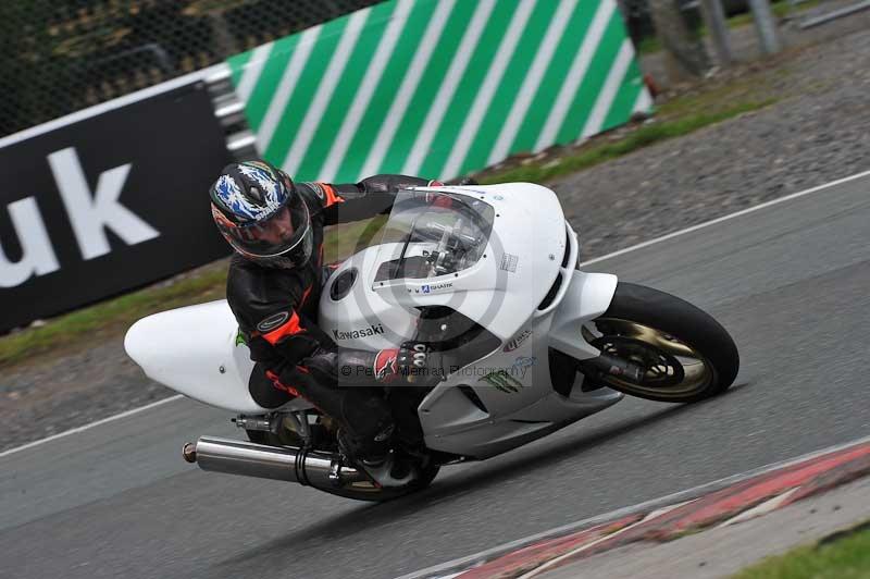 enduro digital images;event digital images;eventdigitalimages;no limits trackdays;oulton no limits trackday;oulton park cheshire;oulton trackday photographs;peter wileman photography;racing digital images;trackday digital images;trackday photos