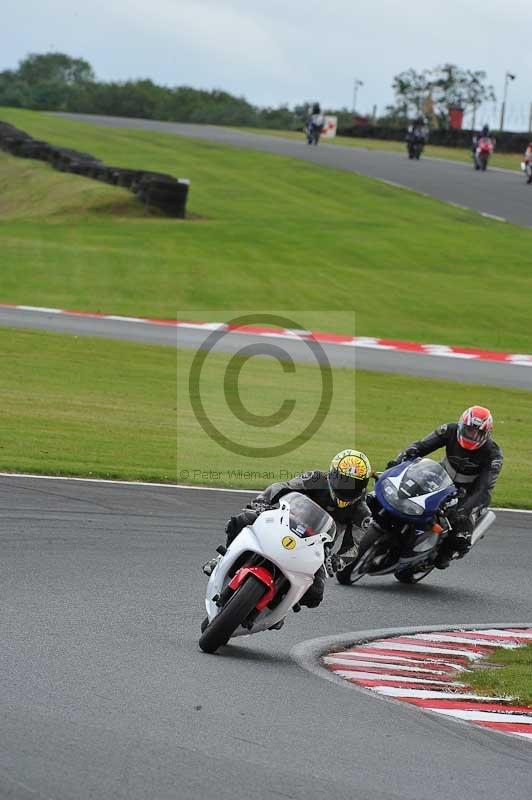 enduro digital images;event digital images;eventdigitalimages;no limits trackdays;oulton no limits trackday;oulton park cheshire;oulton trackday photographs;peter wileman photography;racing digital images;trackday digital images;trackday photos