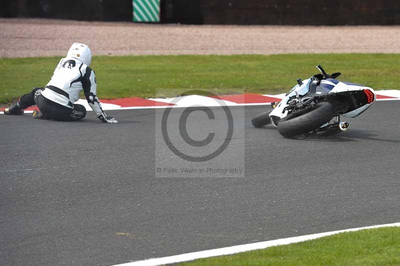 enduro digital images;event digital images;eventdigitalimages;no limits trackdays;oulton no limits trackday;oulton park cheshire;oulton trackday photographs;peter wileman photography;racing digital images;trackday digital images;trackday photos