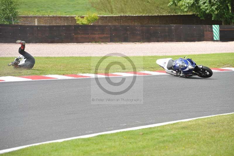 enduro digital images;event digital images;eventdigitalimages;no limits trackdays;oulton no limits trackday;oulton park cheshire;oulton trackday photographs;peter wileman photography;racing digital images;trackday digital images;trackday photos
