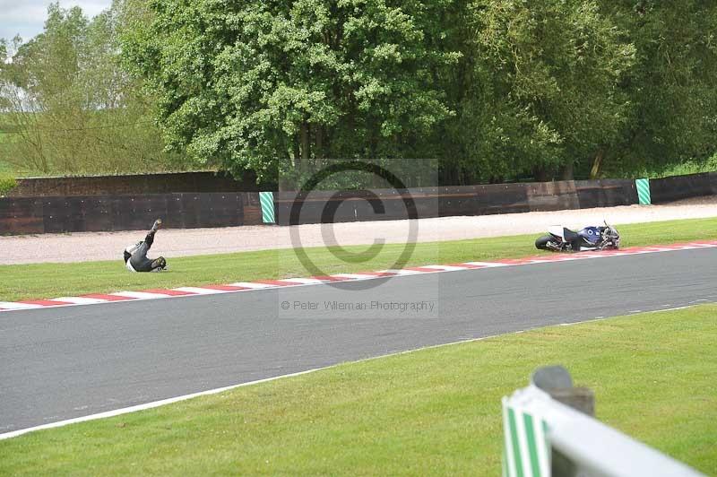 enduro digital images;event digital images;eventdigitalimages;no limits trackdays;oulton no limits trackday;oulton park cheshire;oulton trackday photographs;peter wileman photography;racing digital images;trackday digital images;trackday photos