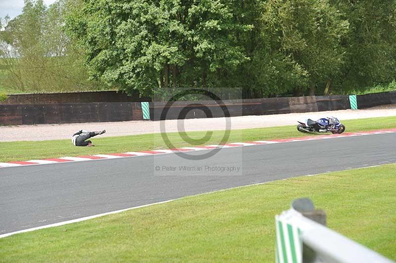 enduro digital images;event digital images;eventdigitalimages;no limits trackdays;oulton no limits trackday;oulton park cheshire;oulton trackday photographs;peter wileman photography;racing digital images;trackday digital images;trackday photos