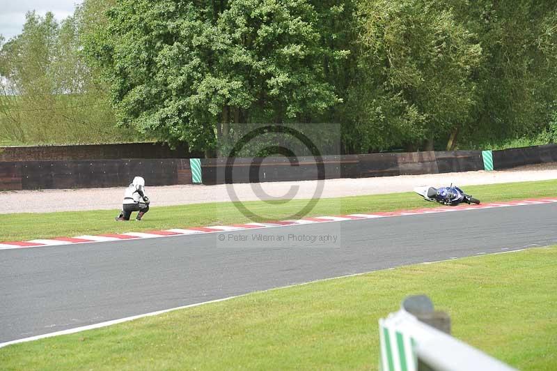 enduro digital images;event digital images;eventdigitalimages;no limits trackdays;oulton no limits trackday;oulton park cheshire;oulton trackday photographs;peter wileman photography;racing digital images;trackday digital images;trackday photos