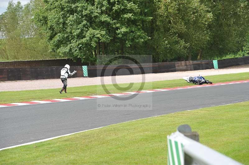 enduro digital images;event digital images;eventdigitalimages;no limits trackdays;oulton no limits trackday;oulton park cheshire;oulton trackday photographs;peter wileman photography;racing digital images;trackday digital images;trackday photos