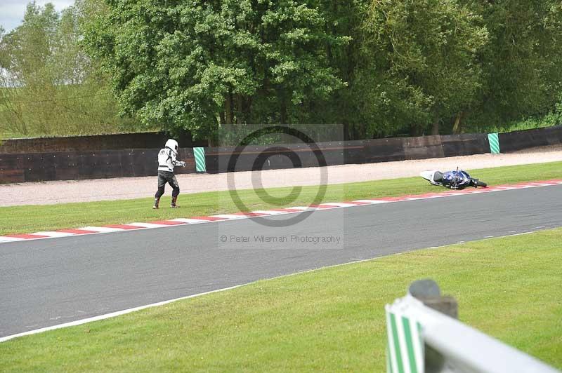 enduro digital images;event digital images;eventdigitalimages;no limits trackdays;oulton no limits trackday;oulton park cheshire;oulton trackday photographs;peter wileman photography;racing digital images;trackday digital images;trackday photos