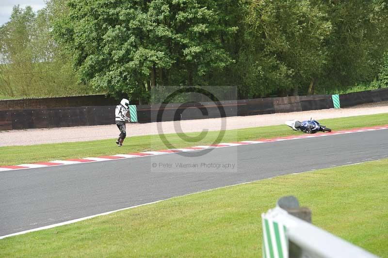 enduro digital images;event digital images;eventdigitalimages;no limits trackdays;oulton no limits trackday;oulton park cheshire;oulton trackday photographs;peter wileman photography;racing digital images;trackday digital images;trackday photos