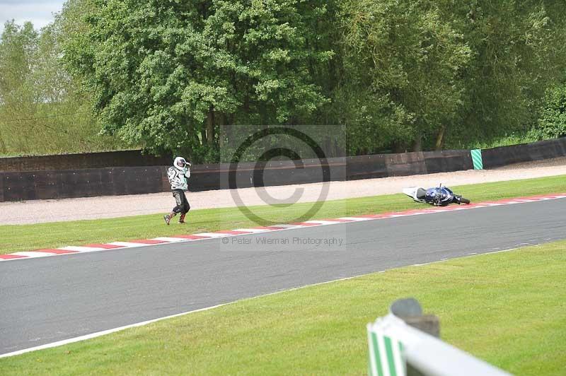 enduro digital images;event digital images;eventdigitalimages;no limits trackdays;oulton no limits trackday;oulton park cheshire;oulton trackday photographs;peter wileman photography;racing digital images;trackday digital images;trackday photos