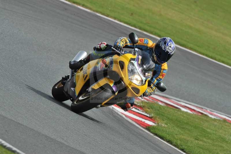 enduro digital images;event digital images;eventdigitalimages;no limits trackdays;oulton no limits trackday;oulton park cheshire;oulton trackday photographs;peter wileman photography;racing digital images;trackday digital images;trackday photos