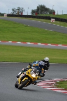 enduro-digital-images;event-digital-images;eventdigitalimages;no-limits-trackdays;oulton-no-limits-trackday;oulton-park-cheshire;oulton-trackday-photographs;peter-wileman-photography;racing-digital-images;trackday-digital-images;trackday-photos