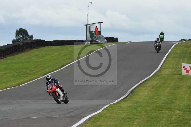 enduro digital images;event digital images;eventdigitalimages;no limits trackdays;oulton no limits trackday;oulton park cheshire;oulton trackday photographs;peter wileman photography;racing digital images;trackday digital images;trackday photos