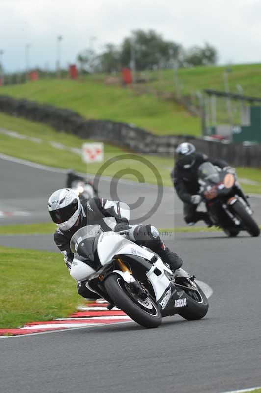 enduro digital images;event digital images;eventdigitalimages;no limits trackdays;oulton no limits trackday;oulton park cheshire;oulton trackday photographs;peter wileman photography;racing digital images;trackday digital images;trackday photos
