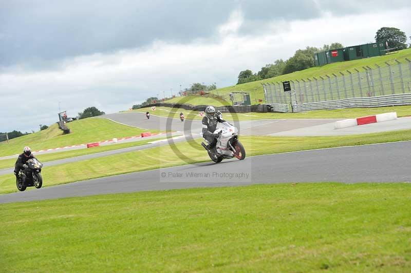 enduro digital images;event digital images;eventdigitalimages;no limits trackdays;oulton no limits trackday;oulton park cheshire;oulton trackday photographs;peter wileman photography;racing digital images;trackday digital images;trackday photos