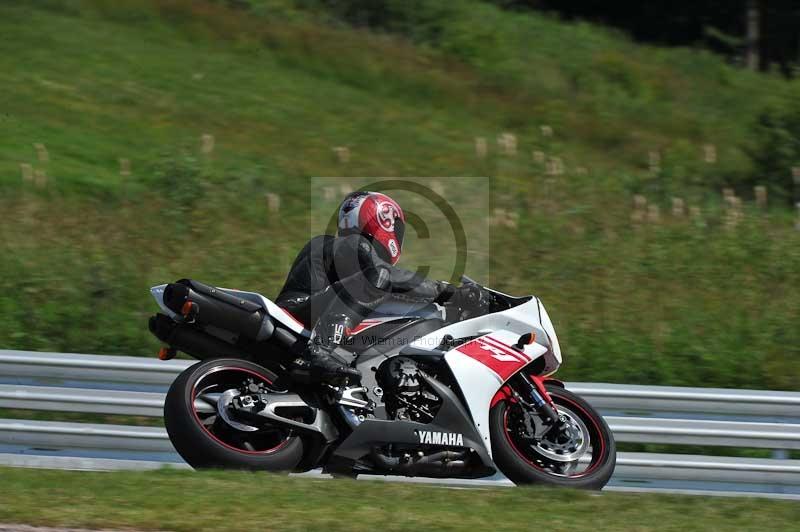 enduro digital images;event digital images;eventdigitalimages;no limits trackdays;oulton no limits trackday;oulton park cheshire;oulton trackday photographs;peter wileman photography;racing digital images;trackday digital images;trackday photos