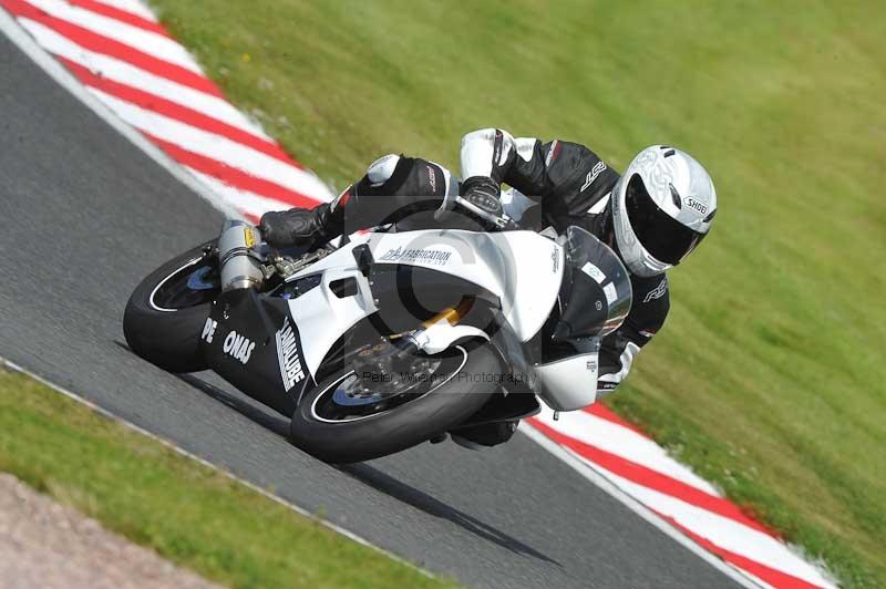 enduro digital images;event digital images;eventdigitalimages;no limits trackdays;oulton no limits trackday;oulton park cheshire;oulton trackday photographs;peter wileman photography;racing digital images;trackday digital images;trackday photos