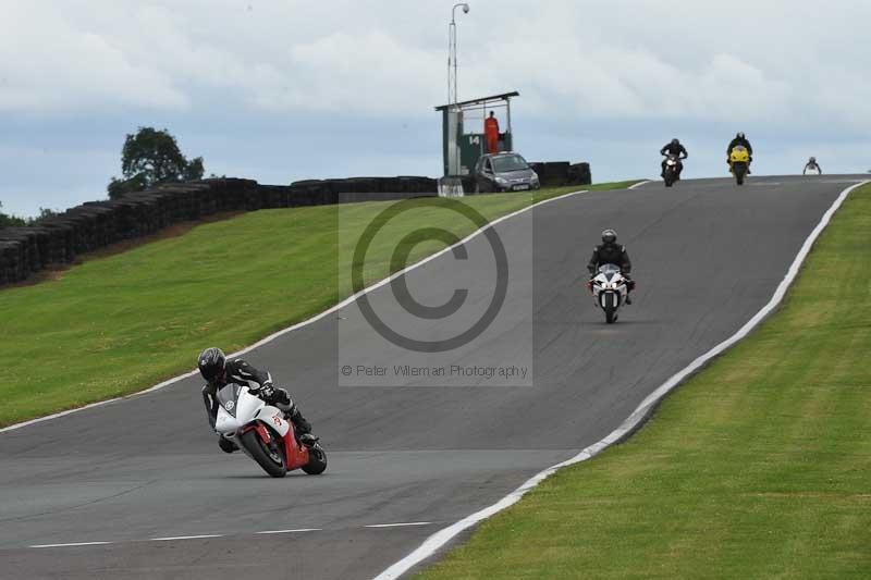enduro digital images;event digital images;eventdigitalimages;no limits trackdays;oulton no limits trackday;oulton park cheshire;oulton trackday photographs;peter wileman photography;racing digital images;trackday digital images;trackday photos