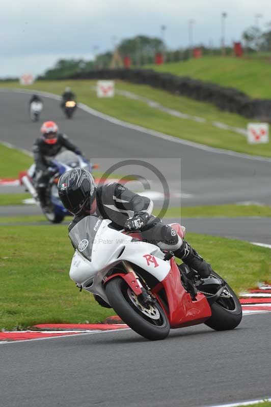 enduro digital images;event digital images;eventdigitalimages;no limits trackdays;oulton no limits trackday;oulton park cheshire;oulton trackday photographs;peter wileman photography;racing digital images;trackday digital images;trackday photos