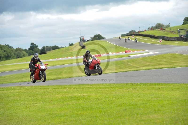 enduro digital images;event digital images;eventdigitalimages;no limits trackdays;oulton no limits trackday;oulton park cheshire;oulton trackday photographs;peter wileman photography;racing digital images;trackday digital images;trackday photos