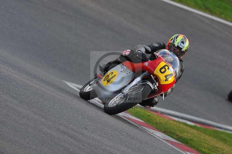 cadwell no limits trackday;cadwell park;cadwell park photographs;cadwell trackday photographs;enduro digital images;event digital images;eventdigitalimages;no limits trackdays;peter wileman photography;racing digital images;trackday digital images;trackday photos