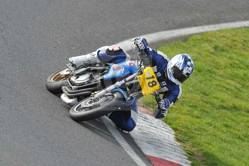 cadwell no limits trackday;cadwell park;cadwell park photographs;cadwell trackday photographs;enduro digital images;event digital images;eventdigitalimages;no limits trackdays;peter wileman photography;racing digital images;trackday digital images;trackday photos