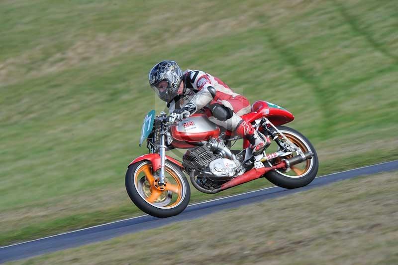 cadwell no limits trackday;cadwell park;cadwell park photographs;cadwell trackday photographs;enduro digital images;event digital images;eventdigitalimages;no limits trackdays;peter wileman photography;racing digital images;trackday digital images;trackday photos