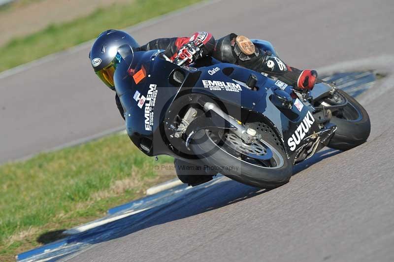 Rockingham no limits trackday;enduro digital images;event digital images;eventdigitalimages;no limits trackdays;peter wileman photography;racing digital images;rockingham raceway northamptonshire;rockingham trackday photographs;trackday digital images;trackday photos