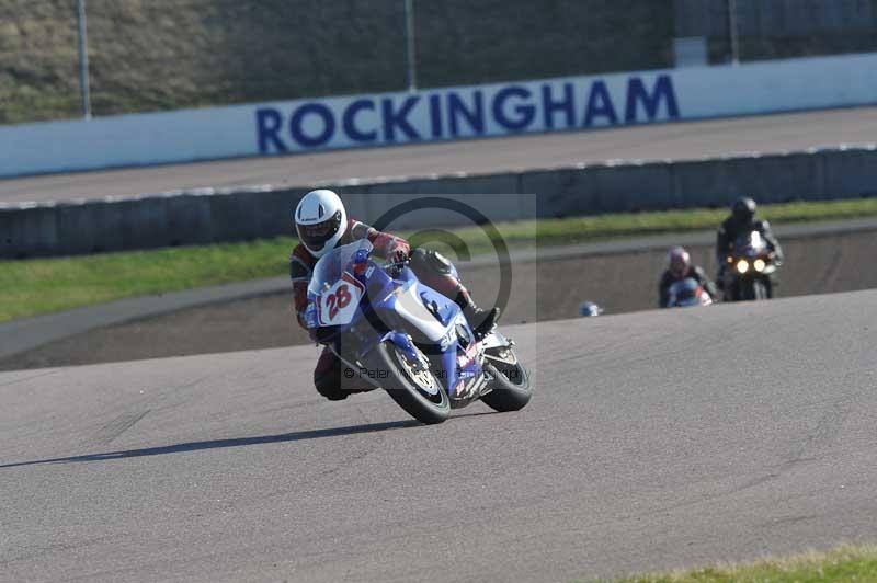 Rockingham no limits trackday;enduro digital images;event digital images;eventdigitalimages;no limits trackdays;peter wileman photography;racing digital images;rockingham raceway northamptonshire;rockingham trackday photographs;trackday digital images;trackday photos