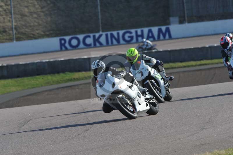 Rockingham no limits trackday;enduro digital images;event digital images;eventdigitalimages;no limits trackdays;peter wileman photography;racing digital images;rockingham raceway northamptonshire;rockingham trackday photographs;trackday digital images;trackday photos