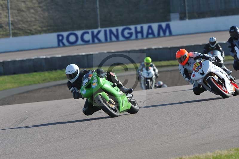 Rockingham no limits trackday;enduro digital images;event digital images;eventdigitalimages;no limits trackdays;peter wileman photography;racing digital images;rockingham raceway northamptonshire;rockingham trackday photographs;trackday digital images;trackday photos