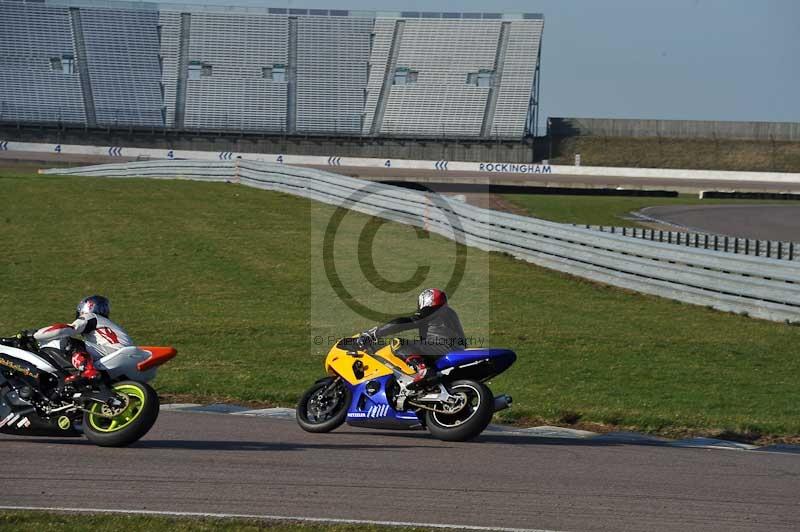 Rockingham no limits trackday;enduro digital images;event digital images;eventdigitalimages;no limits trackdays;peter wileman photography;racing digital images;rockingham raceway northamptonshire;rockingham trackday photographs;trackday digital images;trackday photos