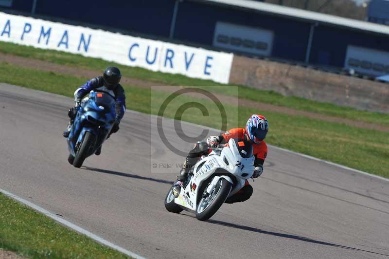 Rockingham no limits trackday;enduro digital images;event digital images;eventdigitalimages;no limits trackdays;peter wileman photography;racing digital images;rockingham raceway northamptonshire;rockingham trackday photographs;trackday digital images;trackday photos