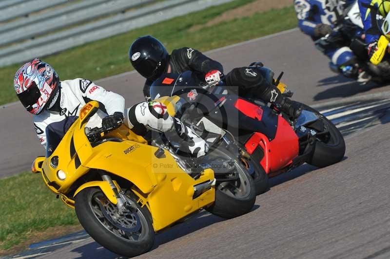 Rockingham no limits trackday;enduro digital images;event digital images;eventdigitalimages;no limits trackdays;peter wileman photography;racing digital images;rockingham raceway northamptonshire;rockingham trackday photographs;trackday digital images;trackday photos