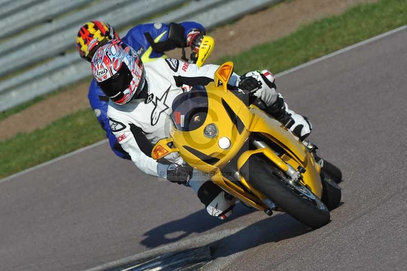 Rockingham no limits trackday;enduro digital images;event digital images;eventdigitalimages;no limits trackdays;peter wileman photography;racing digital images;rockingham raceway northamptonshire;rockingham trackday photographs;trackday digital images;trackday photos