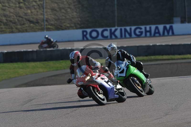 Rockingham no limits trackday;enduro digital images;event digital images;eventdigitalimages;no limits trackdays;peter wileman photography;racing digital images;rockingham raceway northamptonshire;rockingham trackday photographs;trackday digital images;trackday photos