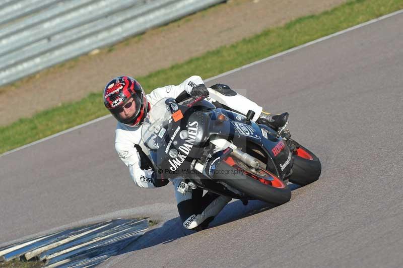 Rockingham no limits trackday;enduro digital images;event digital images;eventdigitalimages;no limits trackdays;peter wileman photography;racing digital images;rockingham raceway northamptonshire;rockingham trackday photographs;trackday digital images;trackday photos