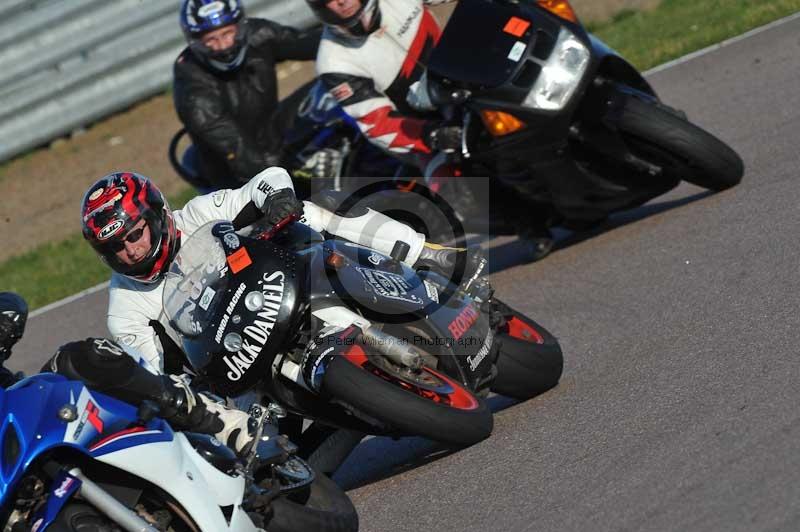 Rockingham no limits trackday;enduro digital images;event digital images;eventdigitalimages;no limits trackdays;peter wileman photography;racing digital images;rockingham raceway northamptonshire;rockingham trackday photographs;trackday digital images;trackday photos