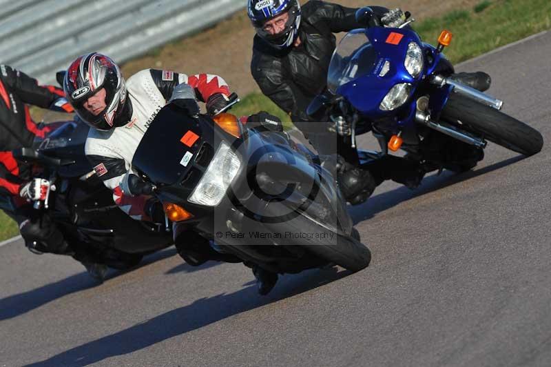Rockingham no limits trackday;enduro digital images;event digital images;eventdigitalimages;no limits trackdays;peter wileman photography;racing digital images;rockingham raceway northamptonshire;rockingham trackday photographs;trackday digital images;trackday photos